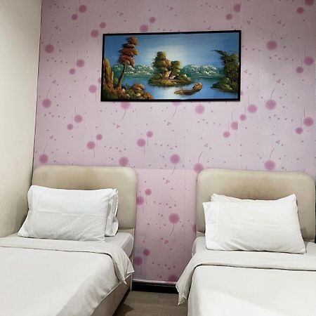 אלור סטאר Ig Cottage Hotel מראה חיצוני תמונה