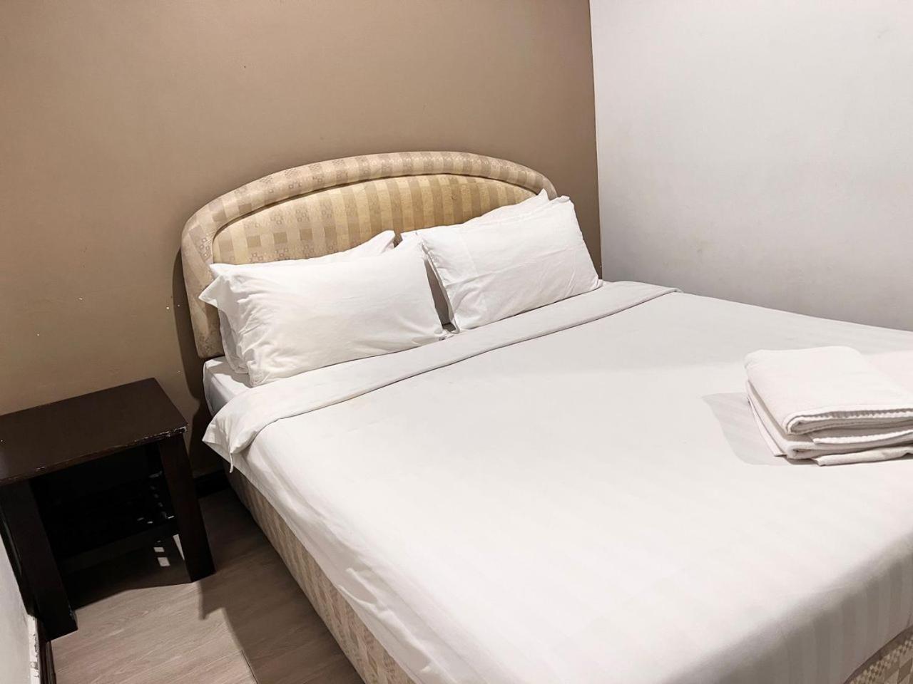 אלור סטאר Ig Cottage Hotel מראה חיצוני תמונה